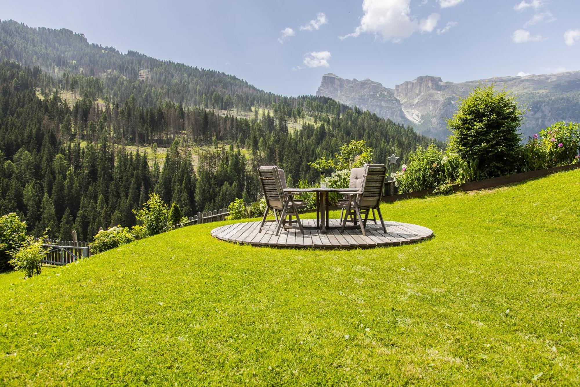 Apartment Ciasa Laoi San Cassiano  Buitenkant foto