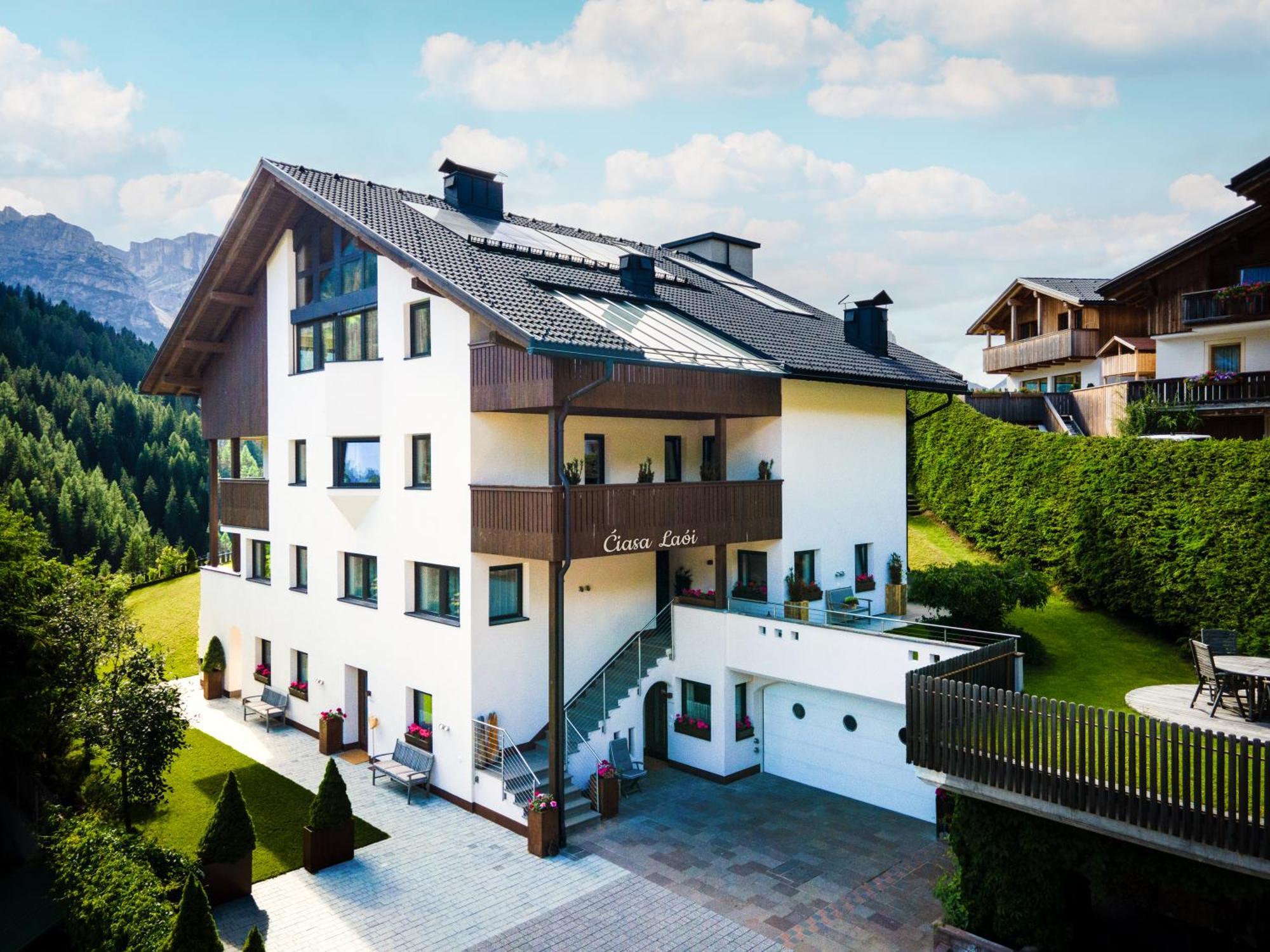 Apartment Ciasa Laoi San Cassiano  Buitenkant foto
