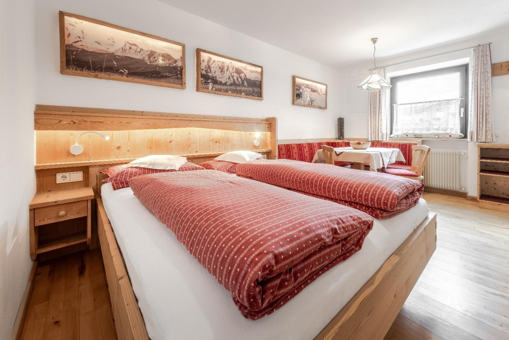 Apartment Ciasa Laoi San Cassiano  Buitenkant foto