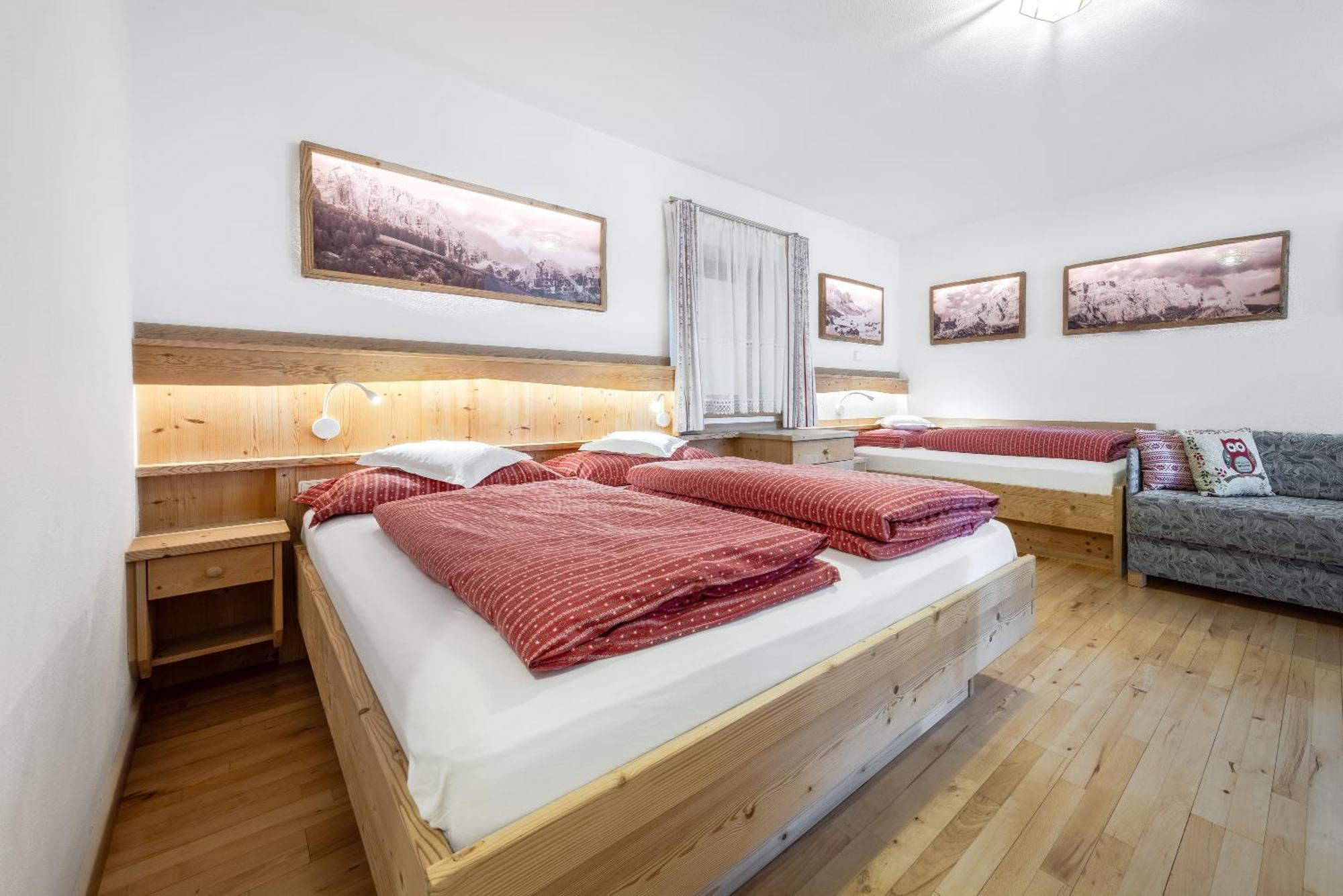 Apartment Ciasa Laoi San Cassiano  Buitenkant foto
